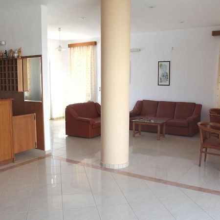 Dimitris Apartments Платаньяс Экстерьер фото
