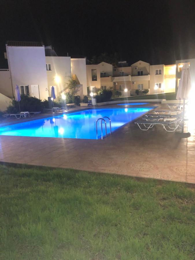 Dimitris Apartments Платаньяс Экстерьер фото