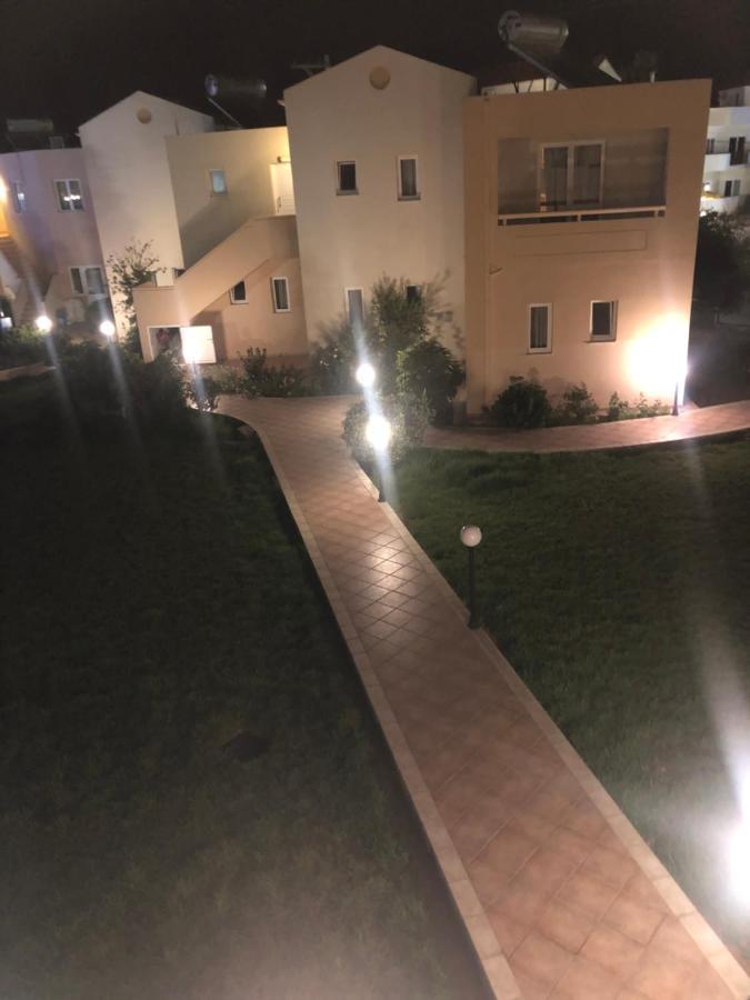 Dimitris Apartments Платаньяс Экстерьер фото