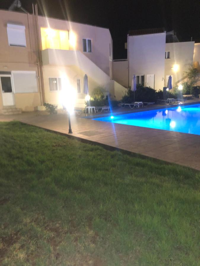 Dimitris Apartments Платаньяс Экстерьер фото